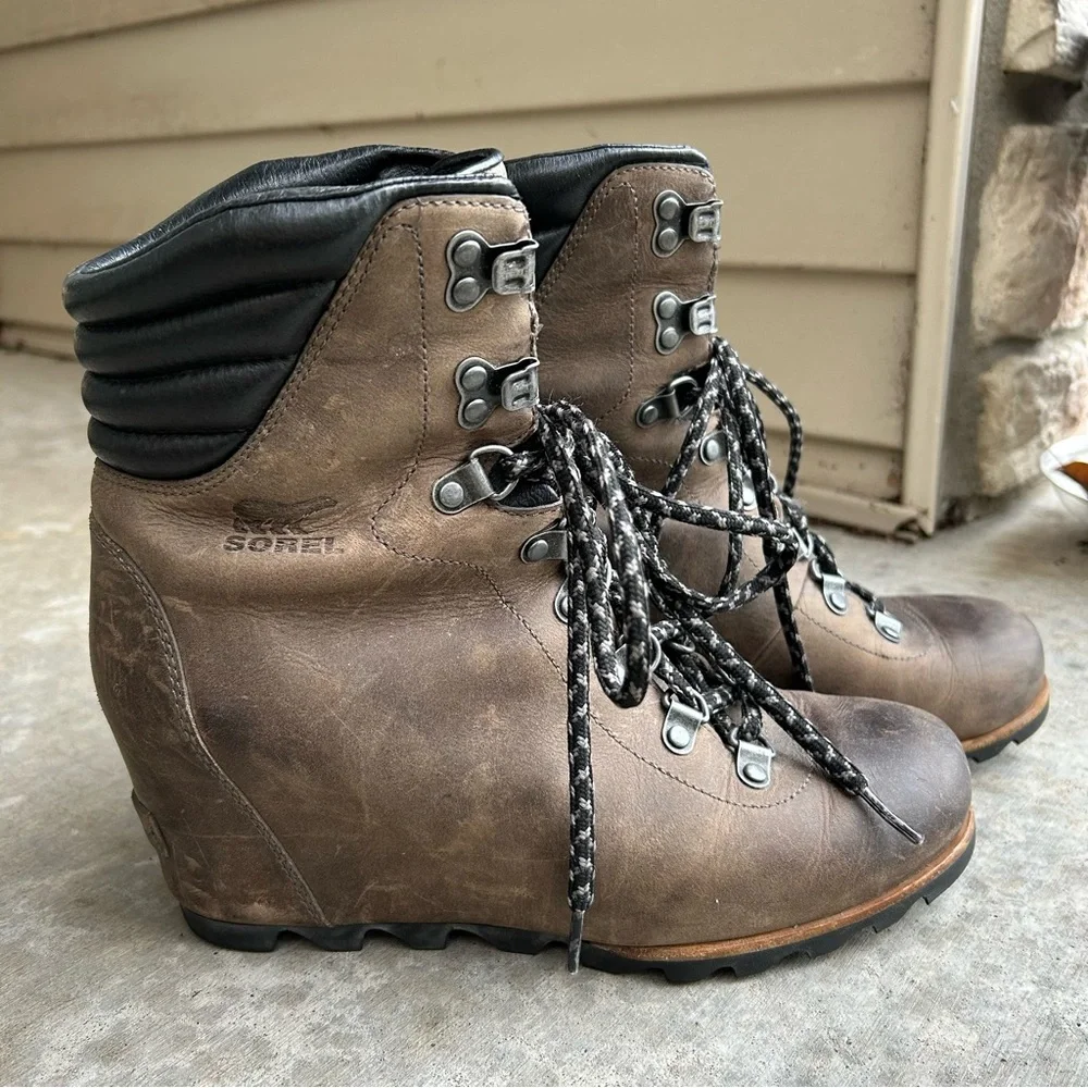 Sorel Conquest Wedge Boot Brown Women’s 9.5
